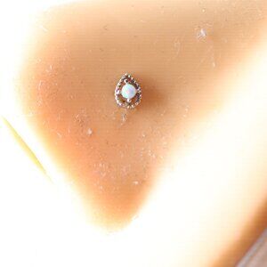 TeaDrop Nose Piercing opal 20gauge Surgical steel New